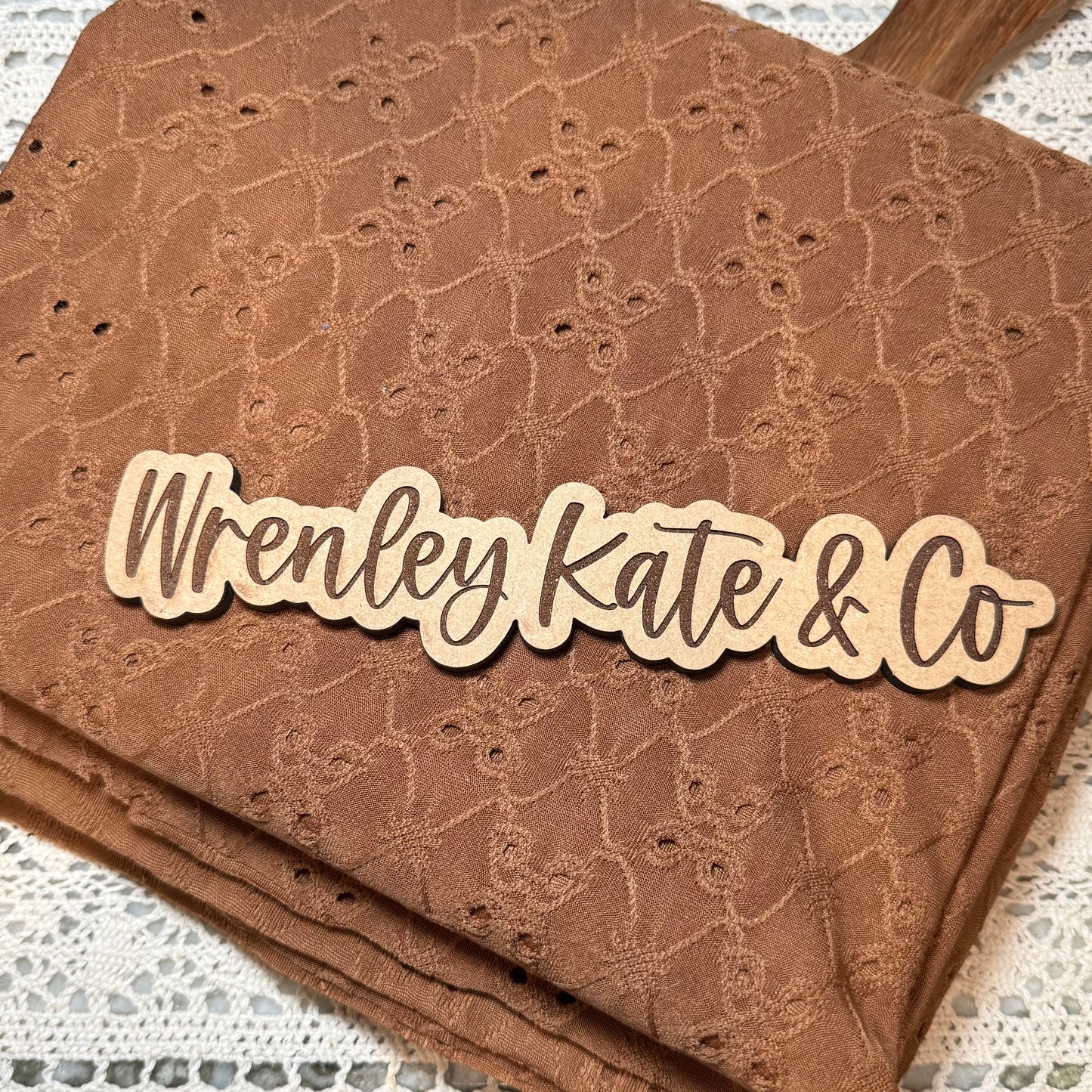 Brown eyelet